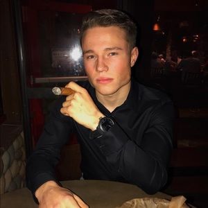 Meet your Posher, John